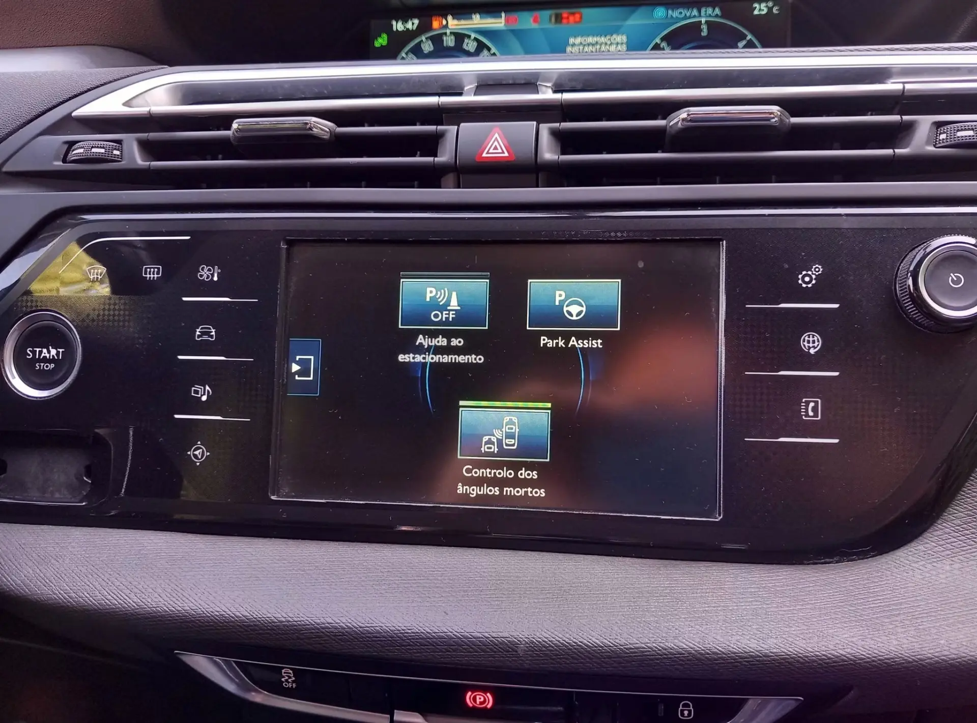 Citroen C4 Grand Picasso 1.6 e-HDi Exclusive ETG6 22