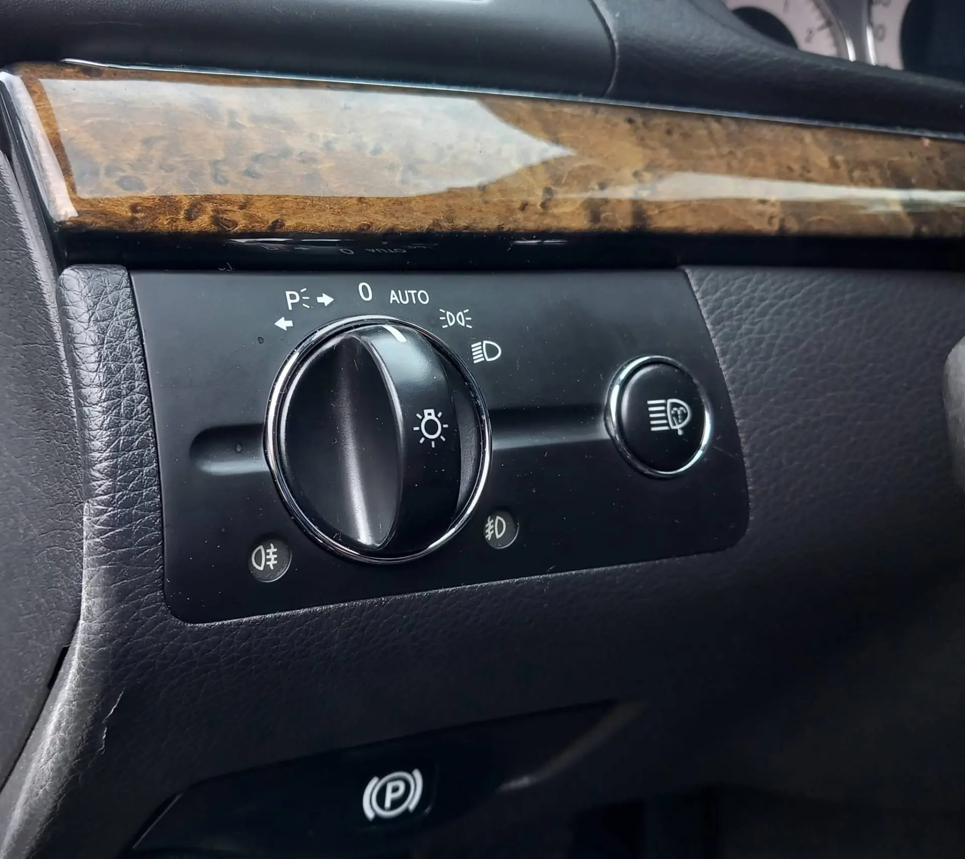 Mercedes-Benz E 220 CDi Avantgarde Aut. 19