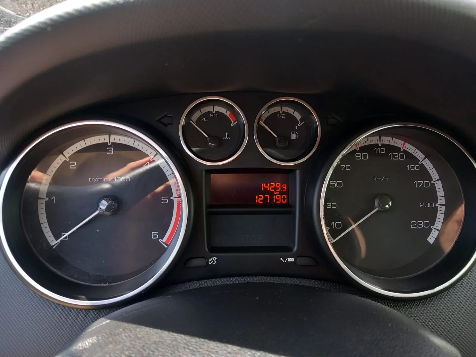 Peugeot 308 1.6 HDi Executive 11