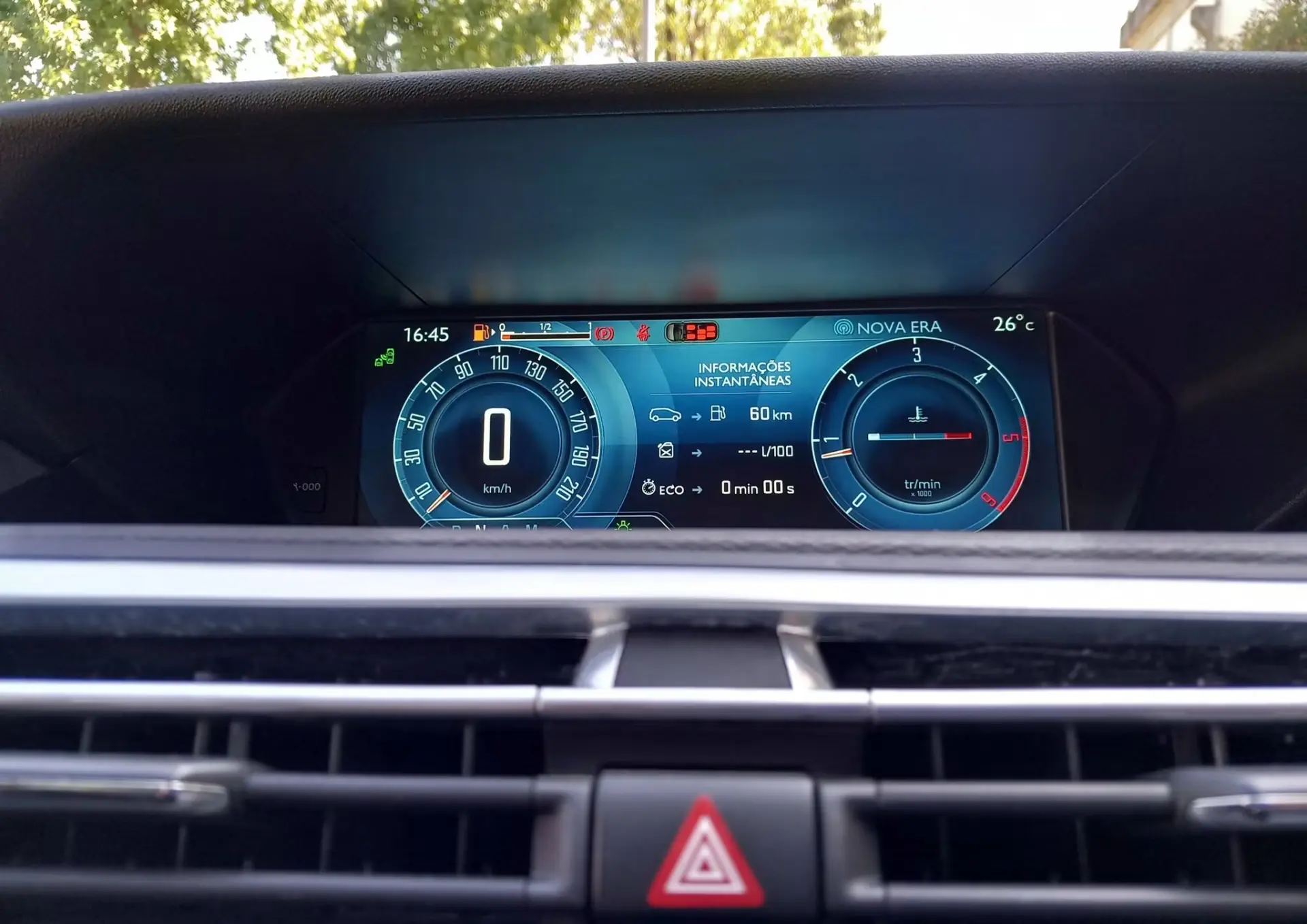Citroen C4 Grand Picasso 1.6 e-HDi Exclusive ETG6 17