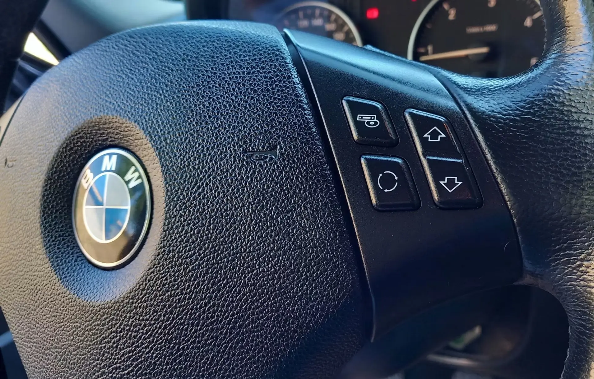 BMW X1 18 d sDrive 25