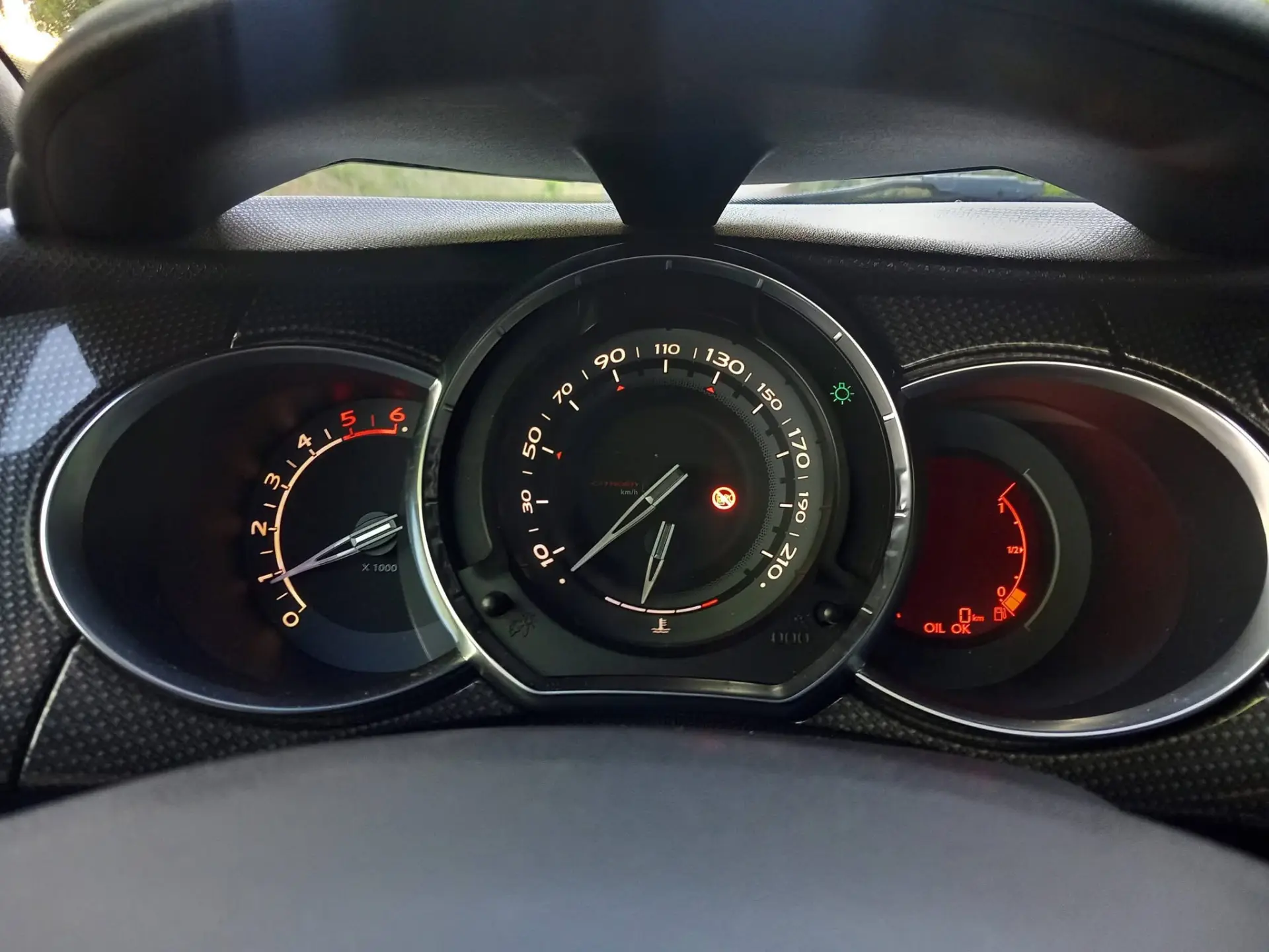 Citroen DS3 1.6 HDi Airdream So Chic 35