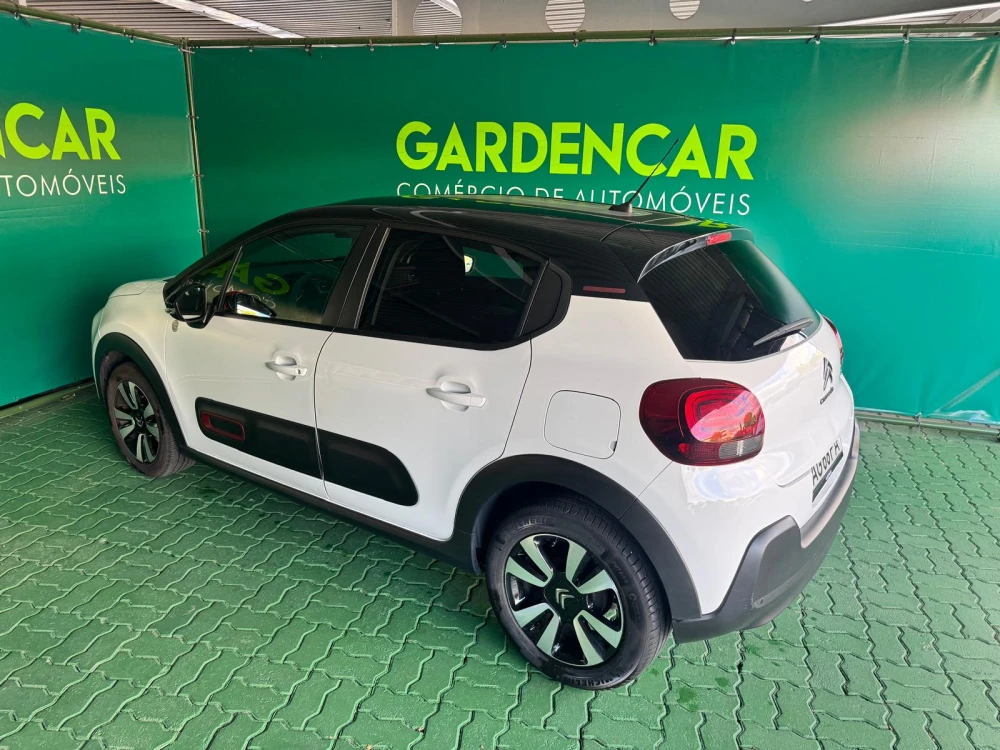 Citroën C3 1.2 PureTech C-Series 6