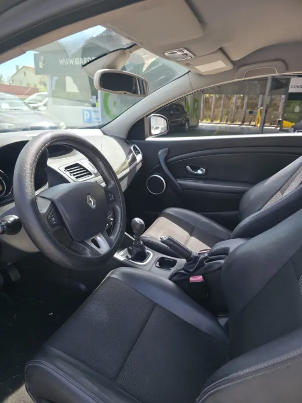 Renault Mégane Coupe 1.5 dCi Dynamique 6