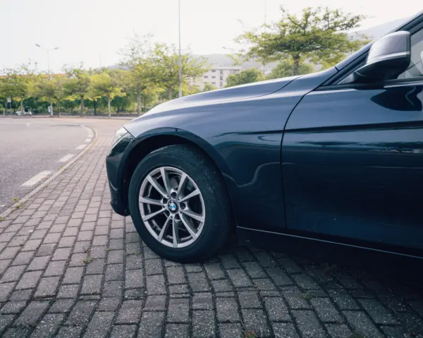 BMW 320 d Touring Aut. Sport Line 6