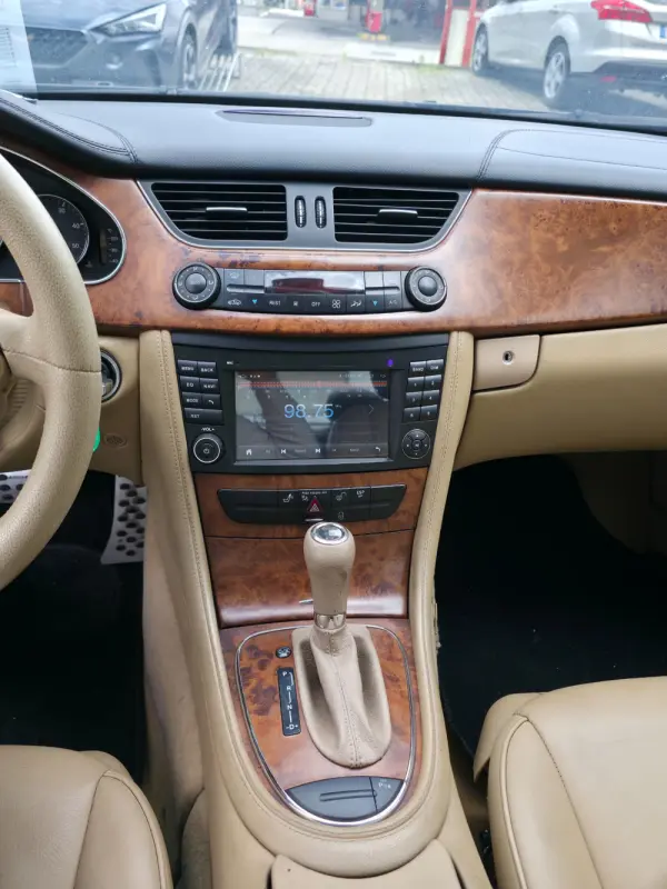 Mercedes-Benz CLS 320 7
