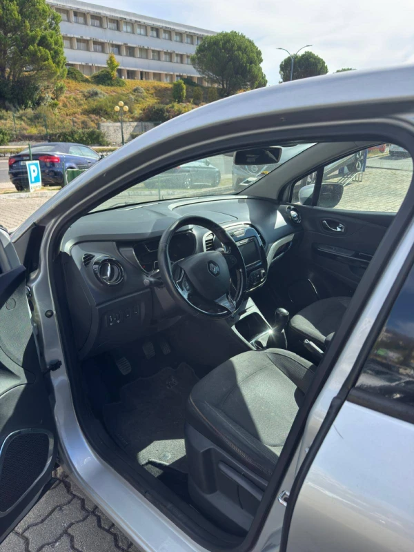 Renault Captur 5