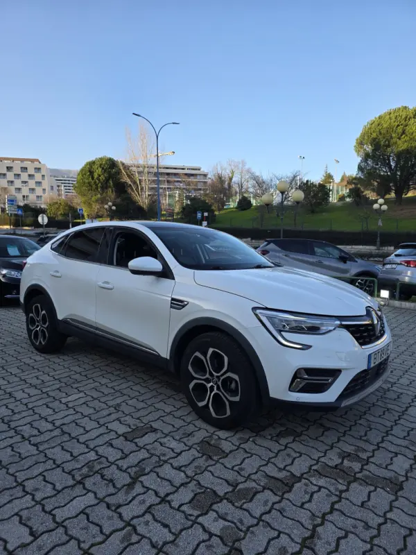 Renault Arkana E-TECH 2