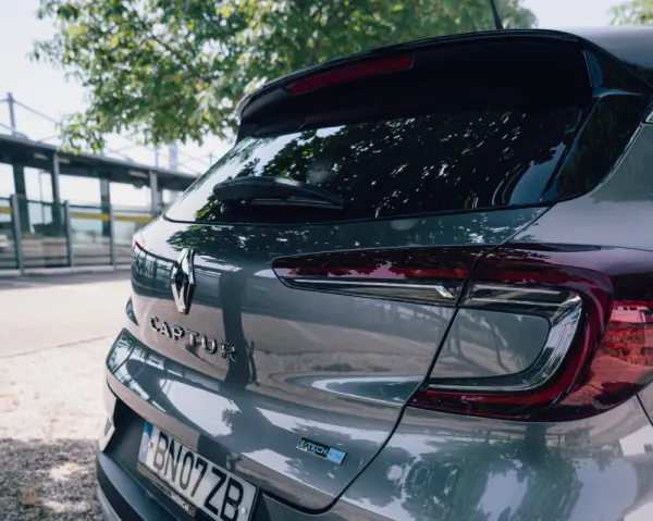 Renault Captur E-TECH HYBRID 10