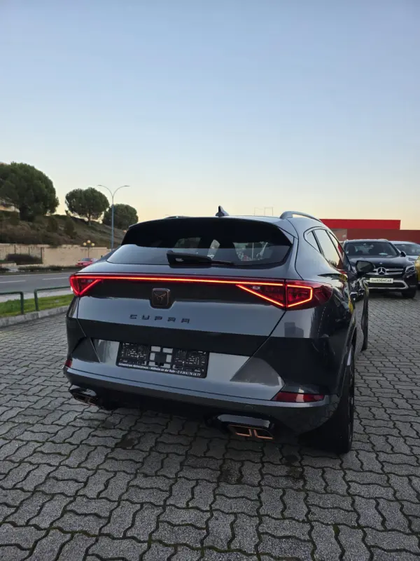 Cupra Formentor VZ E-HYBRID 9