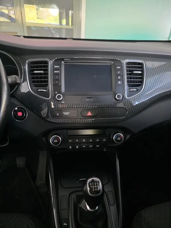 Kia Carens 1.7 CRDi ISG EX 6