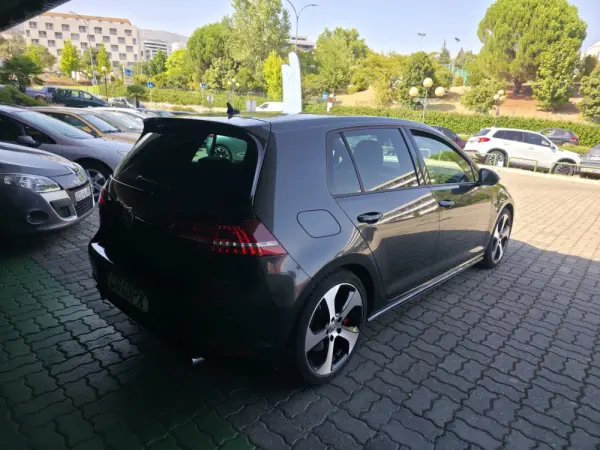 Volkswagen Golf VII GTI PERFORMANCE 13