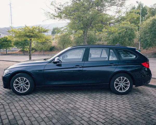 BMW 320 d Touring Aut. Sport Line 4