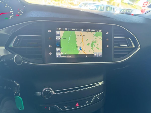 Peugeot 308 1.6 BlueHDi Style 2