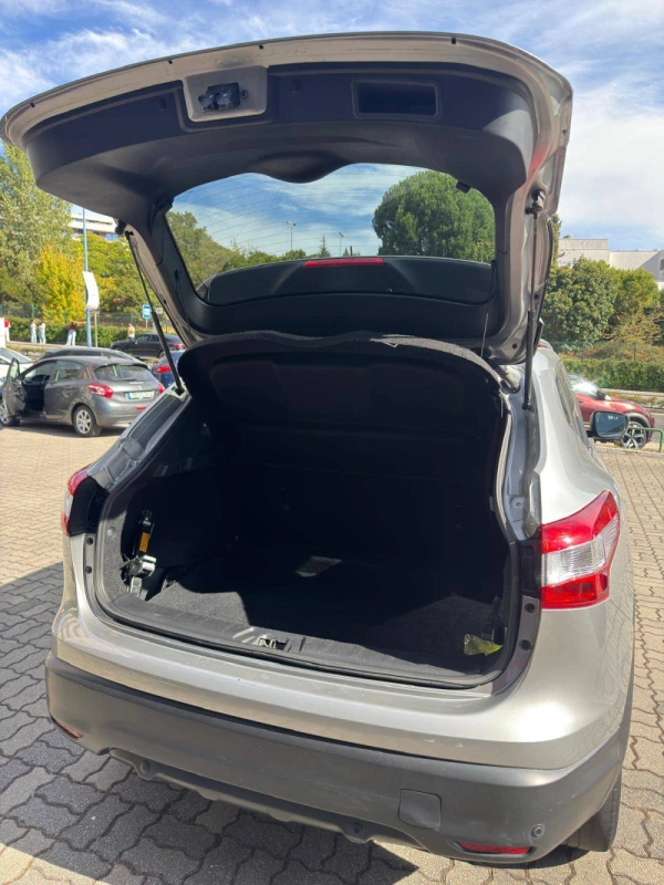 Nissan Qashqai 11
