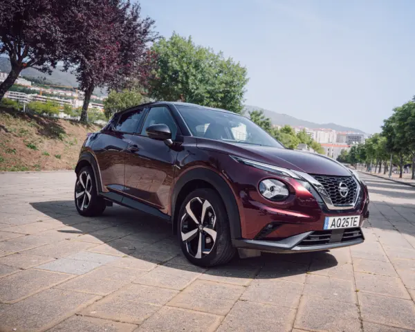 Nissan Juke 1.0 DIG-T Tekna 2
