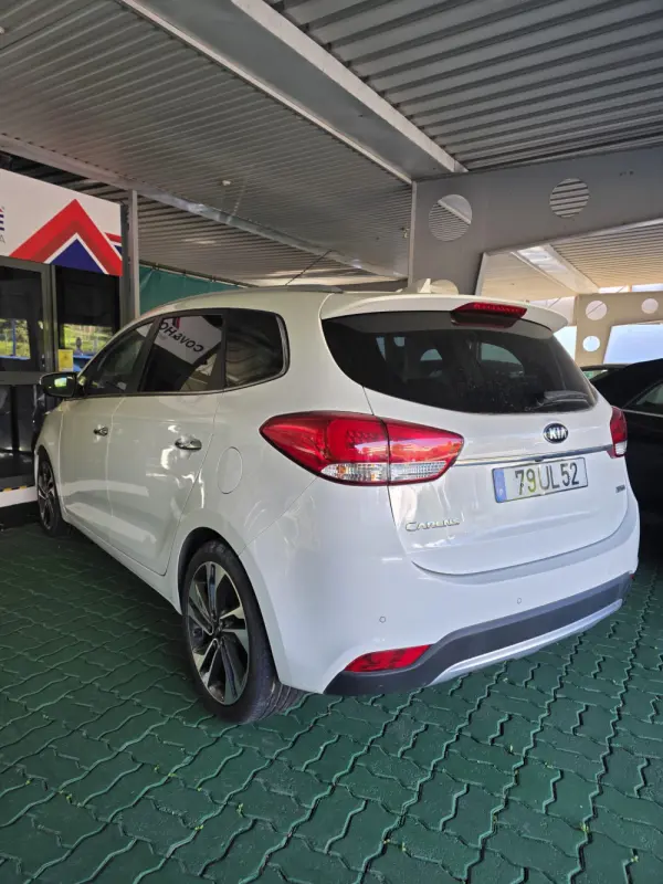 Kia Carens 1.7 CRDi ISG EX 11