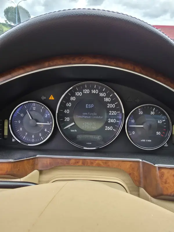 Mercedes-Benz CLS 320 6