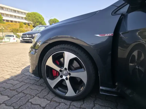Volkswagen Golf VII GTI PERFORMANCE 5