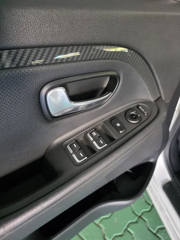 Kia Carens 1.7 CRDi ISG EX 7