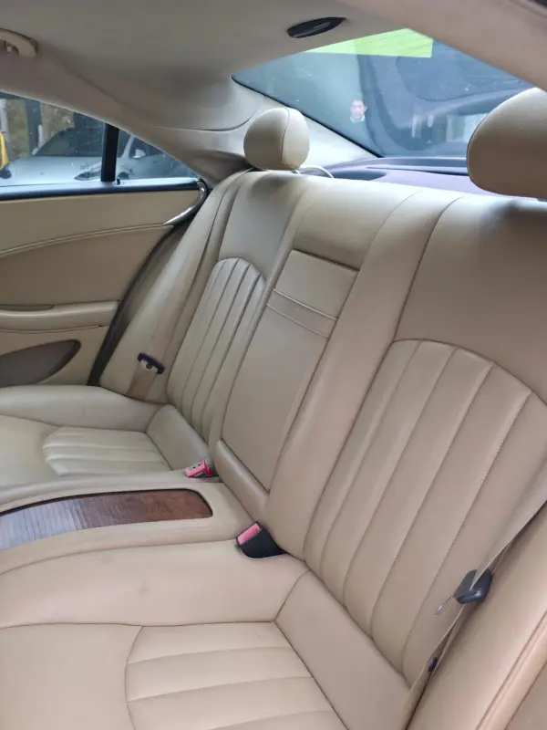 Mercedes-Benz CLS 320 11