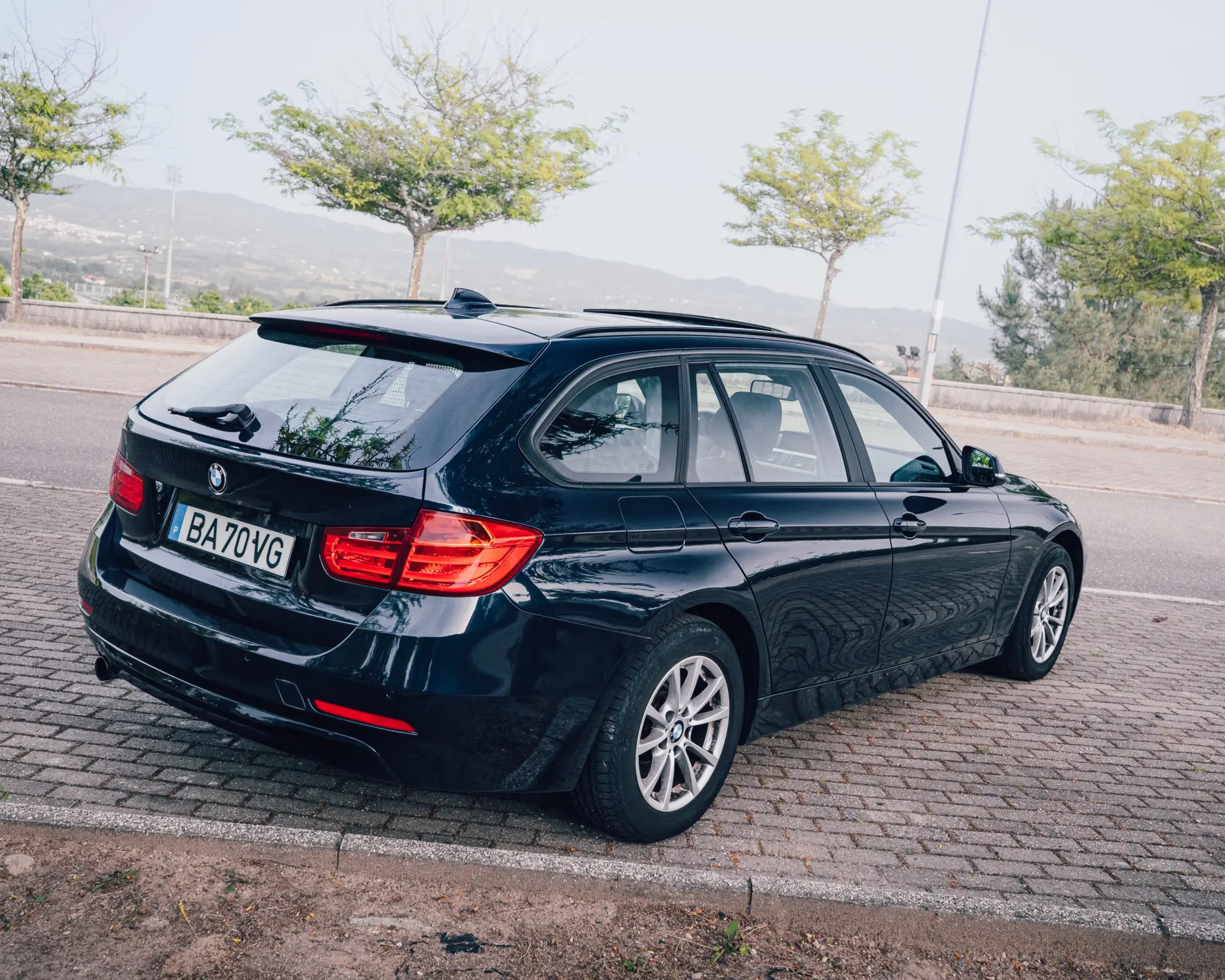 BMW 320 d Touring Aut. Sport Line 8