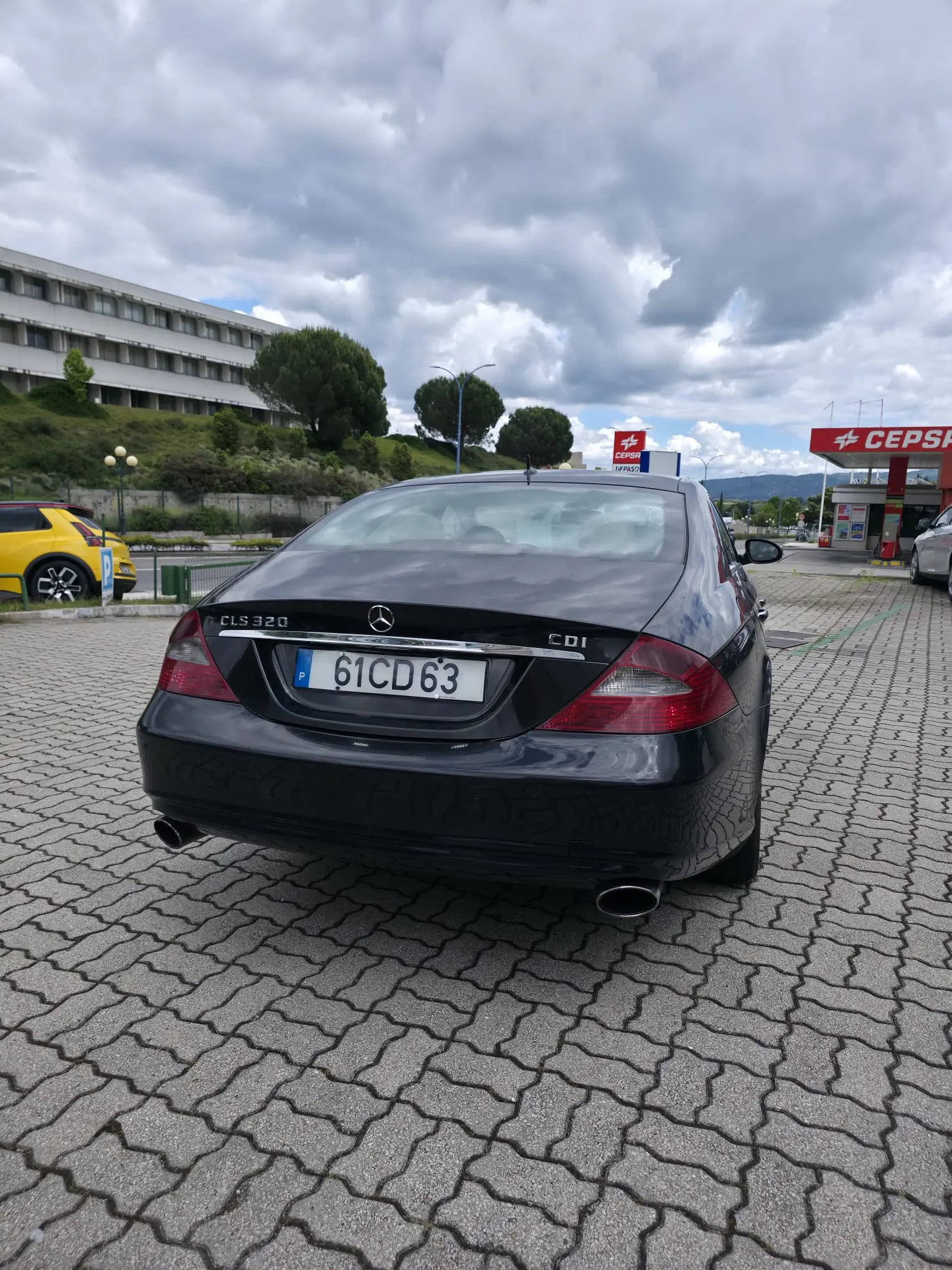 Mercedes-Benz CLS 320 12