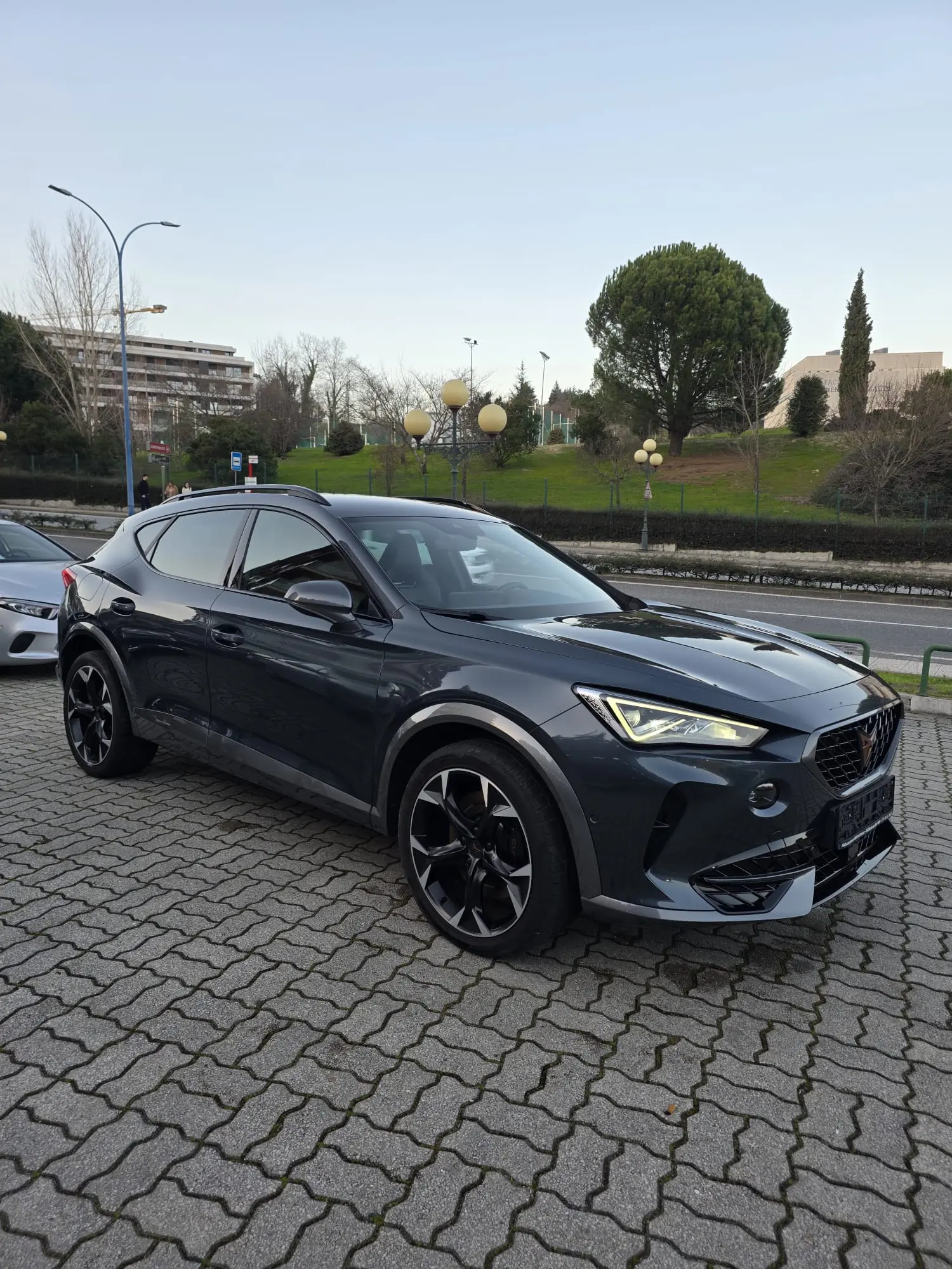 Cupra Formentor VZ E-HYBRID 2