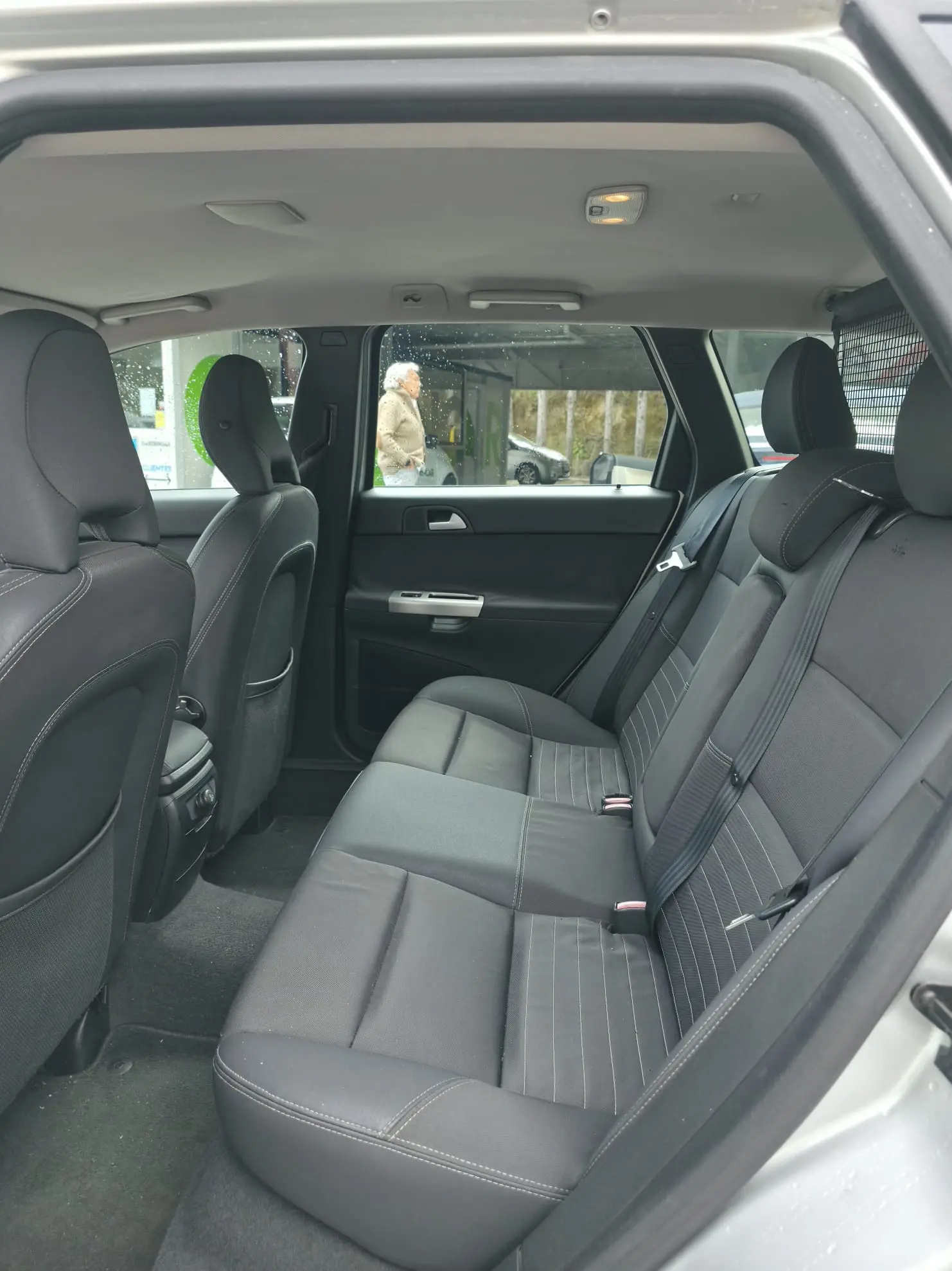 Volvo V50 12