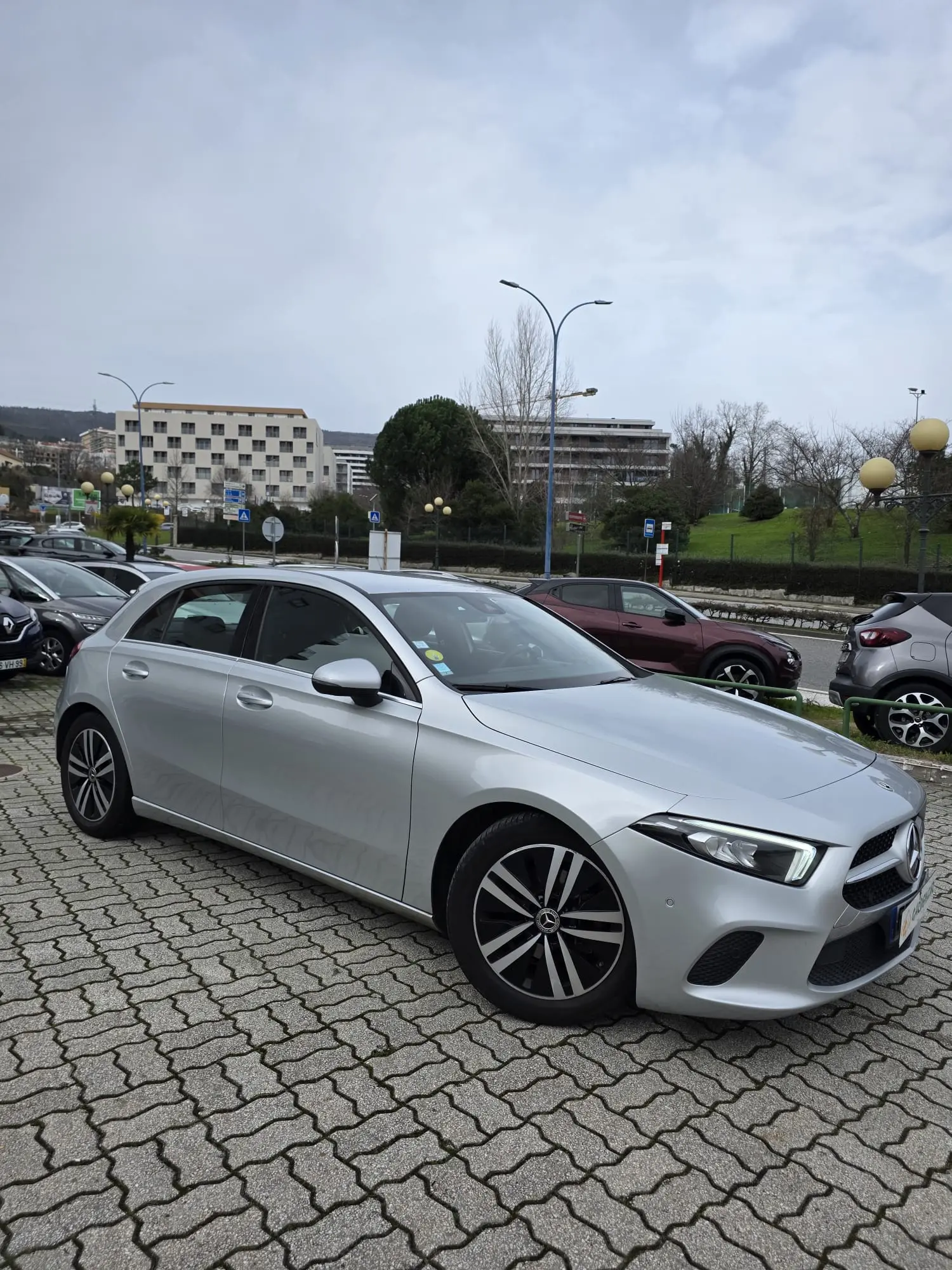 Mercedes-Benz A 180 2