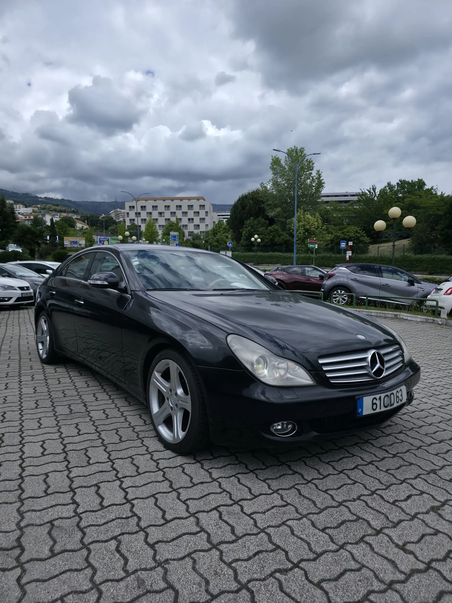 Mercedes-Benz CLS 320 1