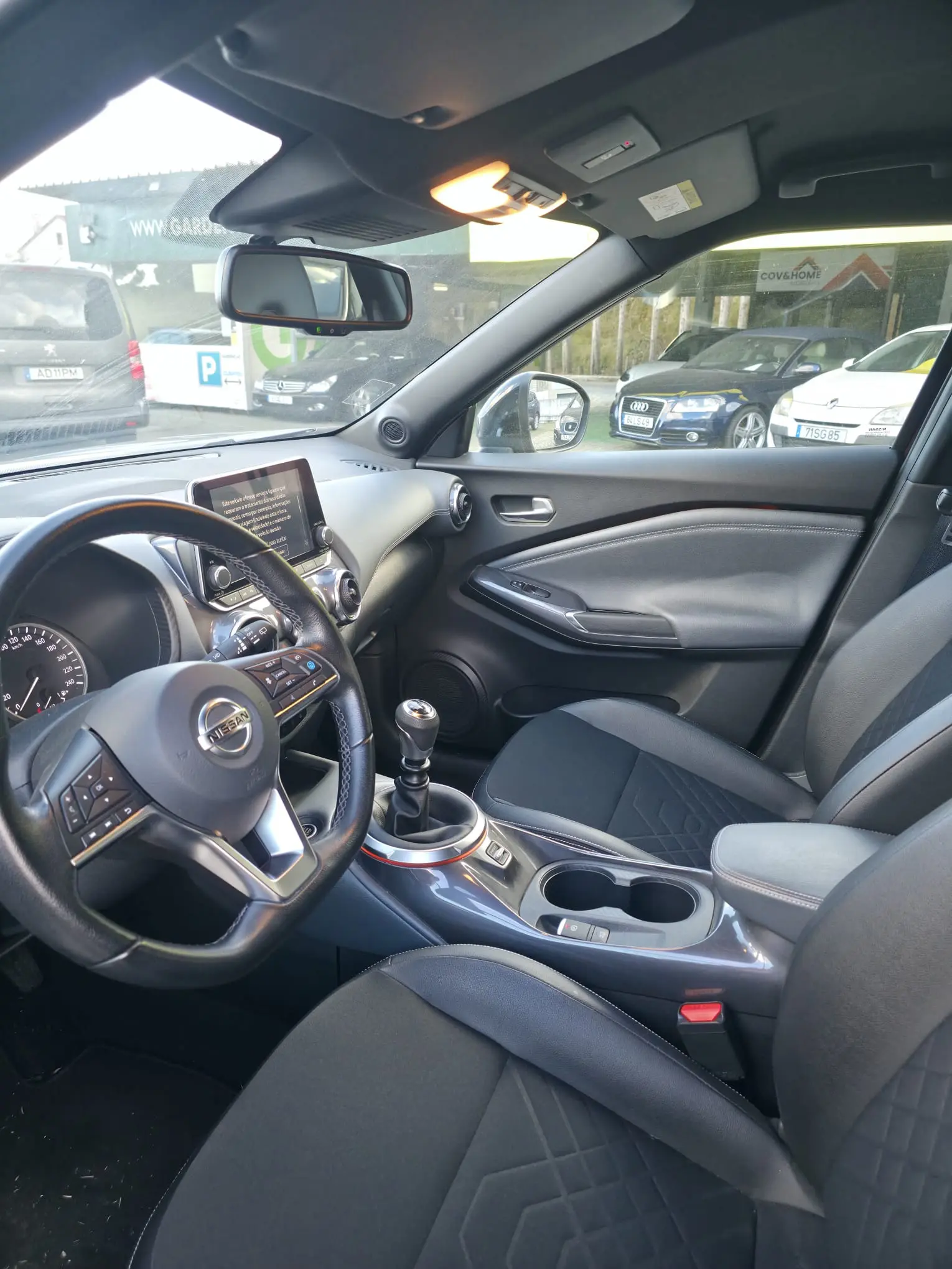 Nissan Juke 1.0 DIG-T Tekna 3
