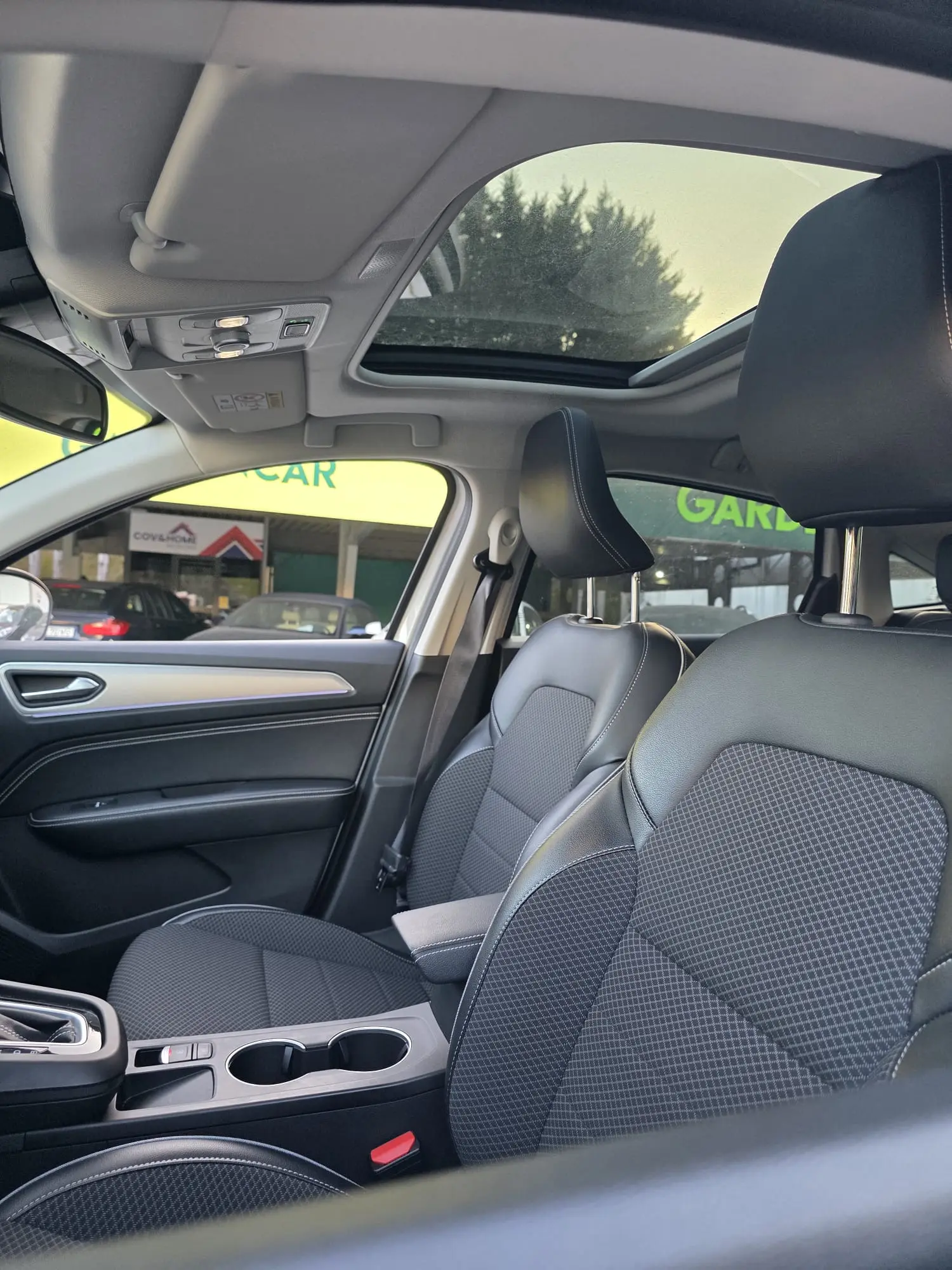 Renault Arkana E-TECH 6