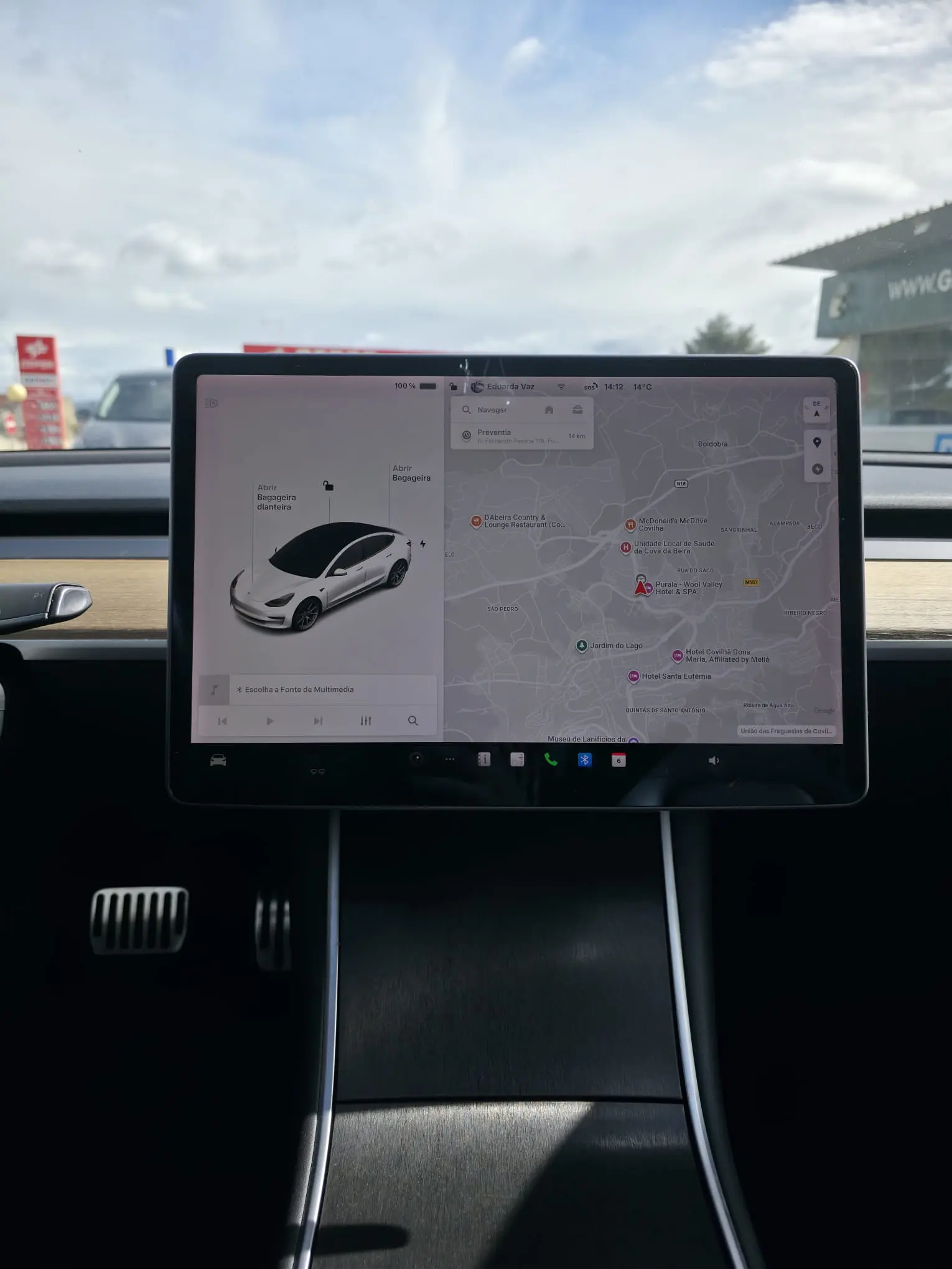Tesla Model 3 Long Range 4