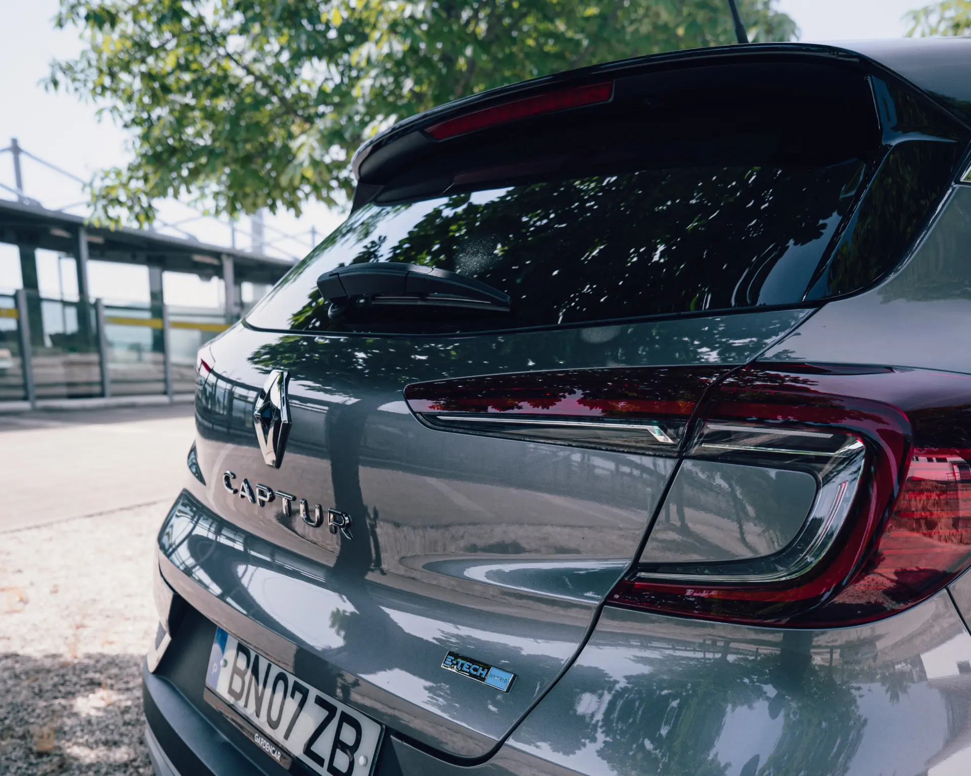 Renault Captur E-TECH HYBRID 10