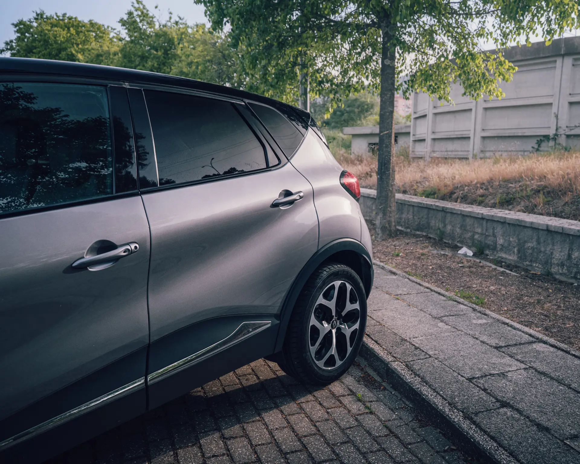 Renault Captur J5 0.9 TCe 4