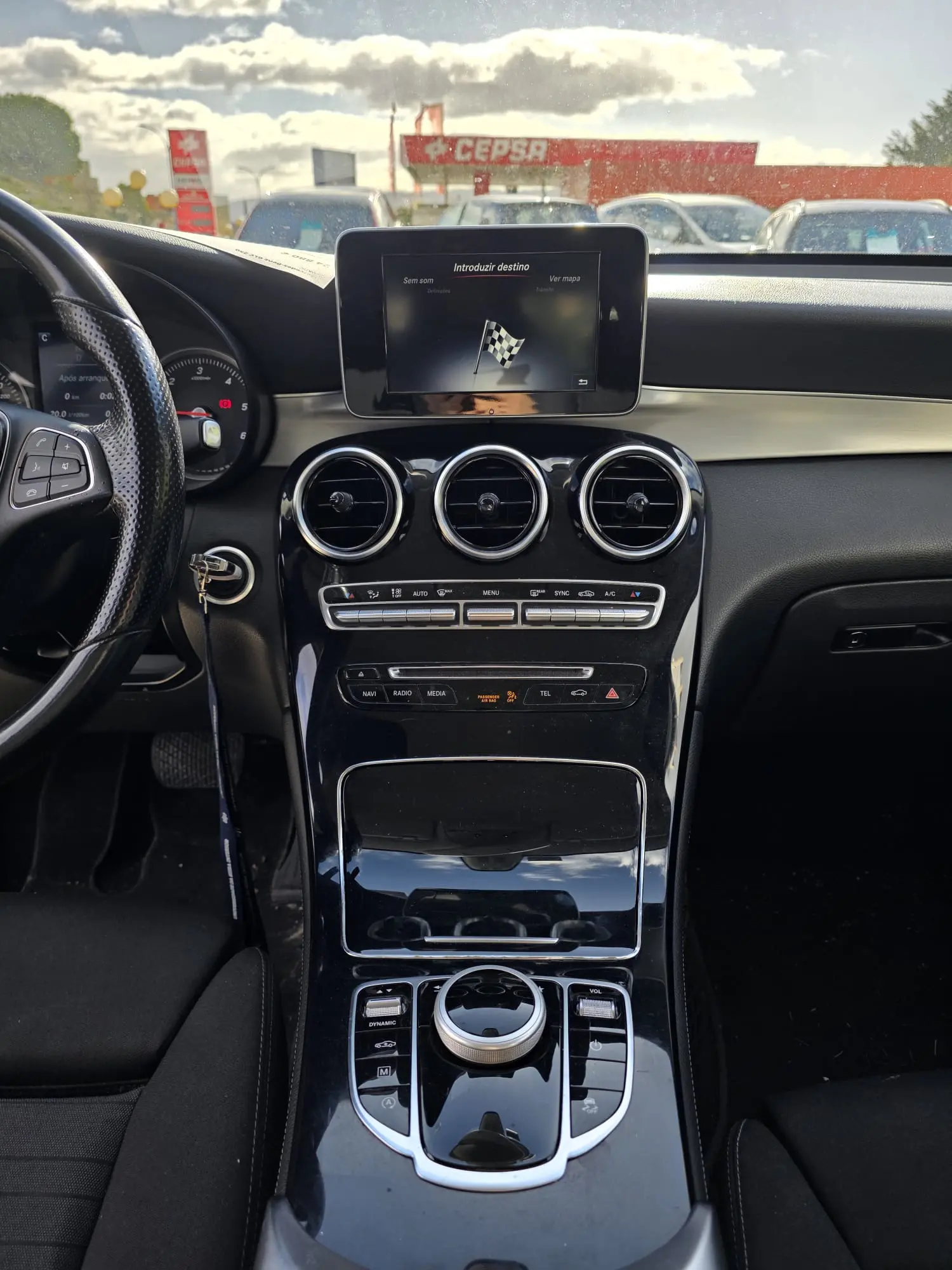 Mercedes-Benz GLC 250 4MATIC 5