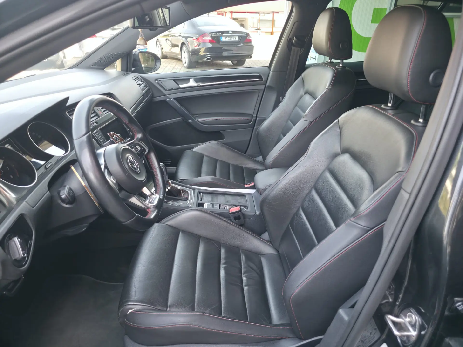 Volkswagen Golf VII GTI PERFORMANCE 6