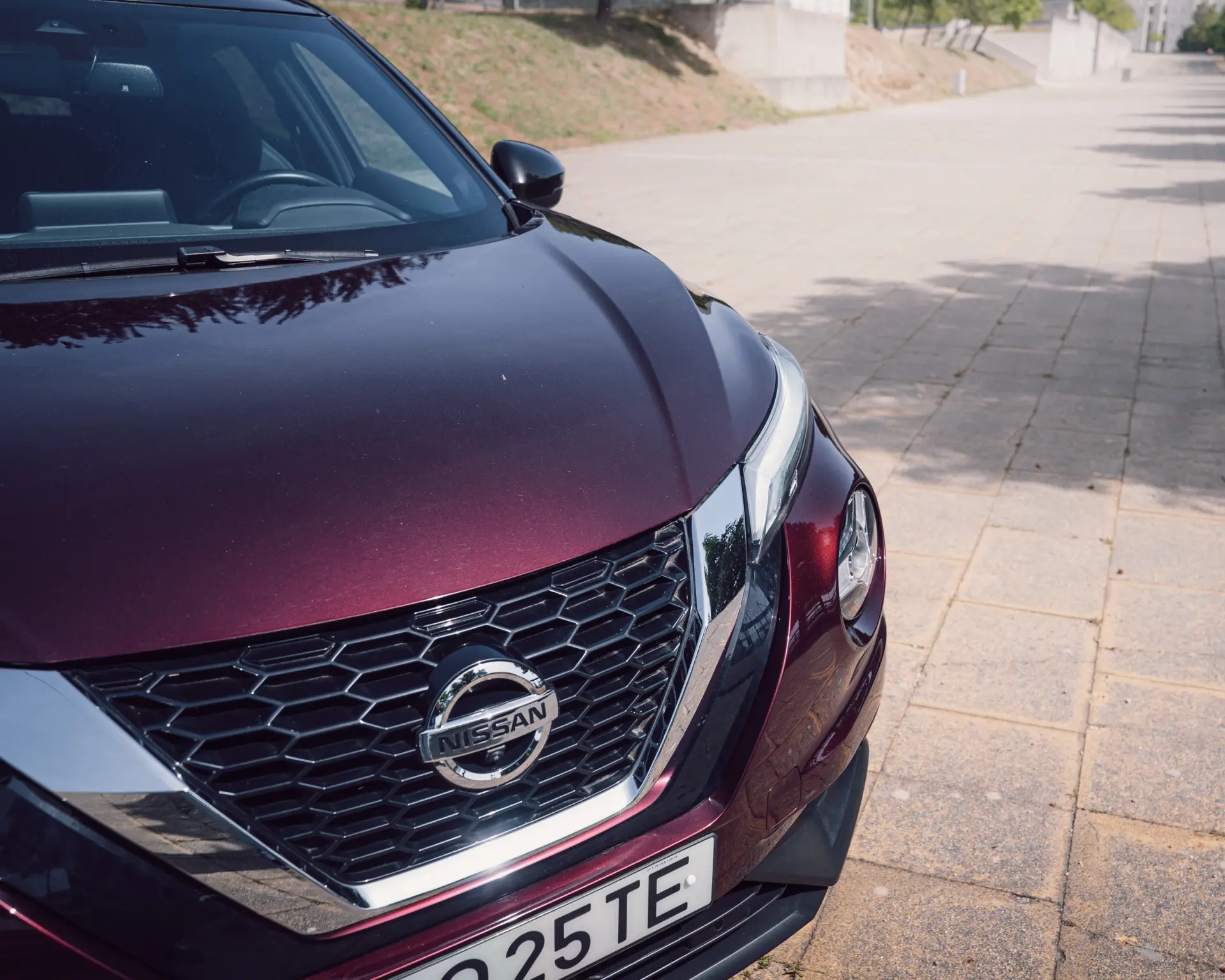 Nissan Juke 1.0 DIG-T Tekna 3