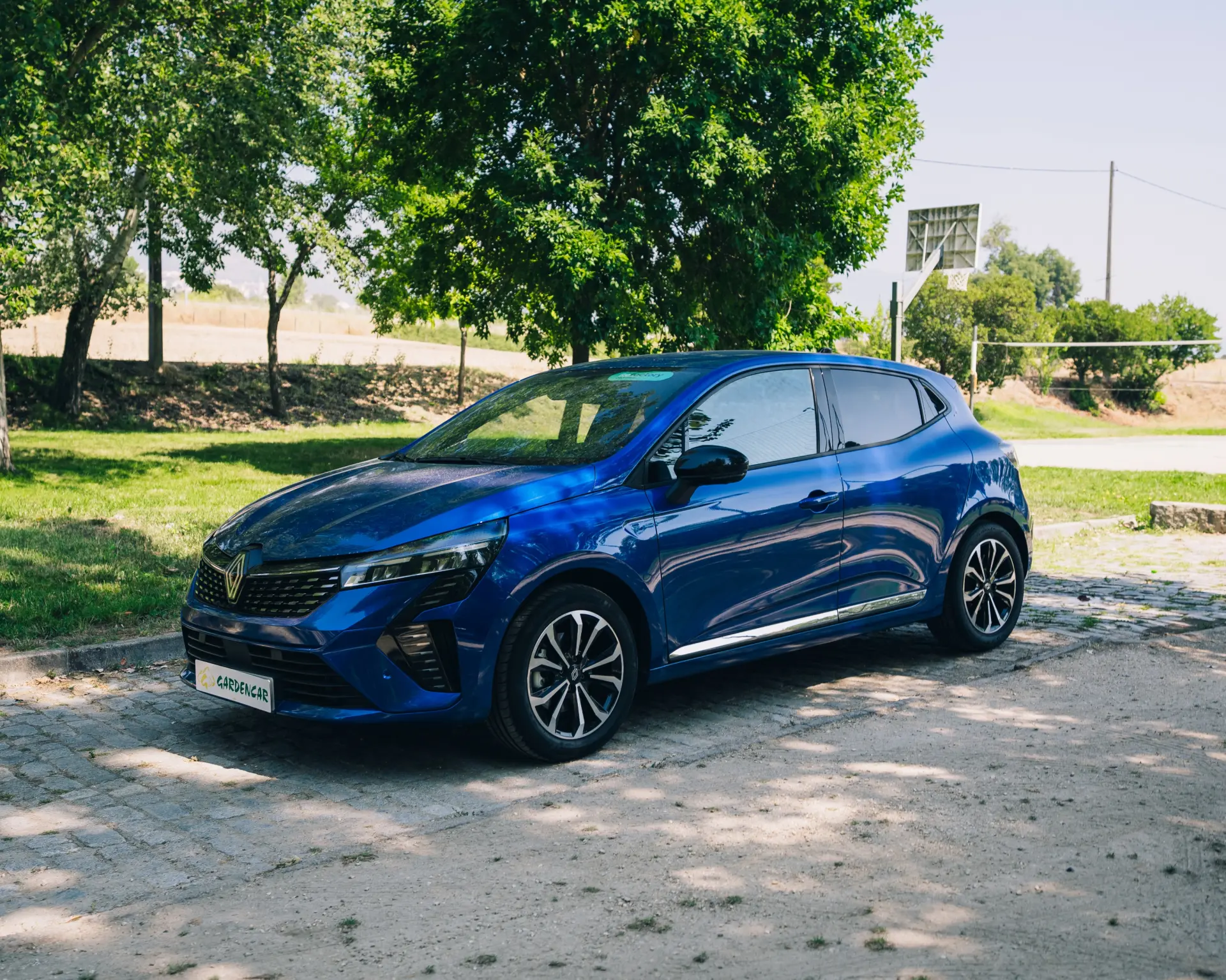 Renault Clio E-TECH HYBRID 1