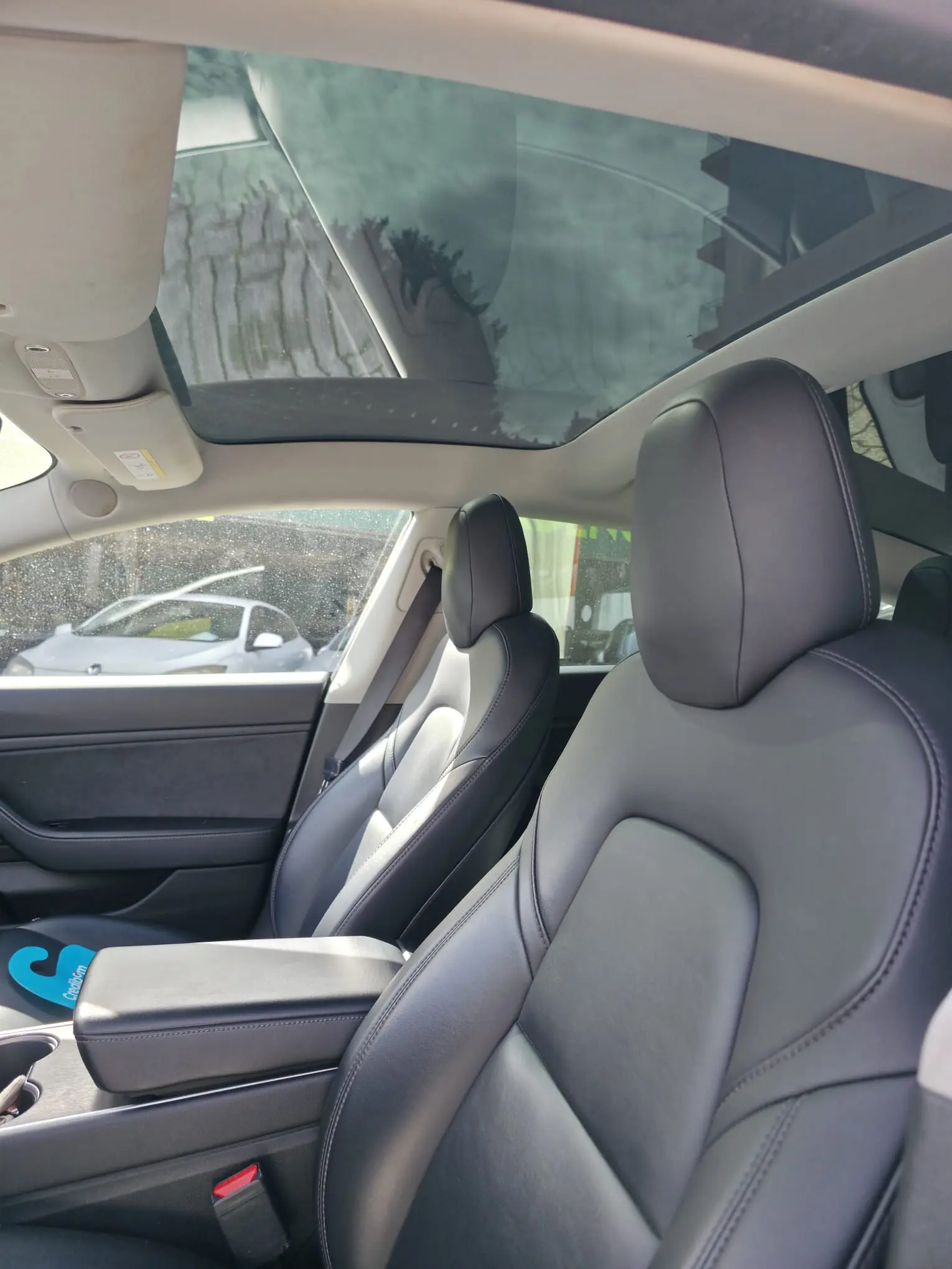 Tesla Model 3 Long Range 6