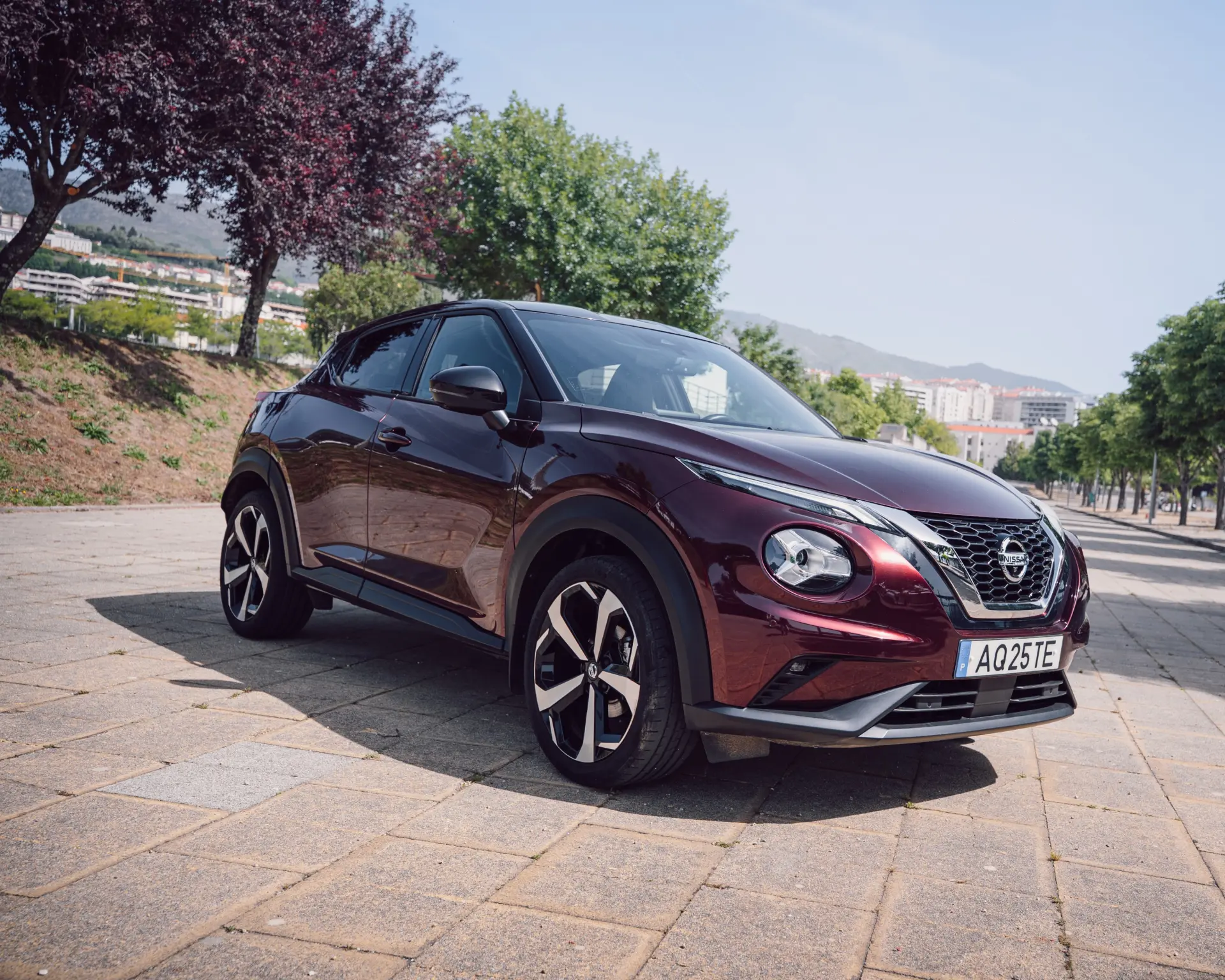 Nissan Juke 1.0 DIG-T Tekna 2