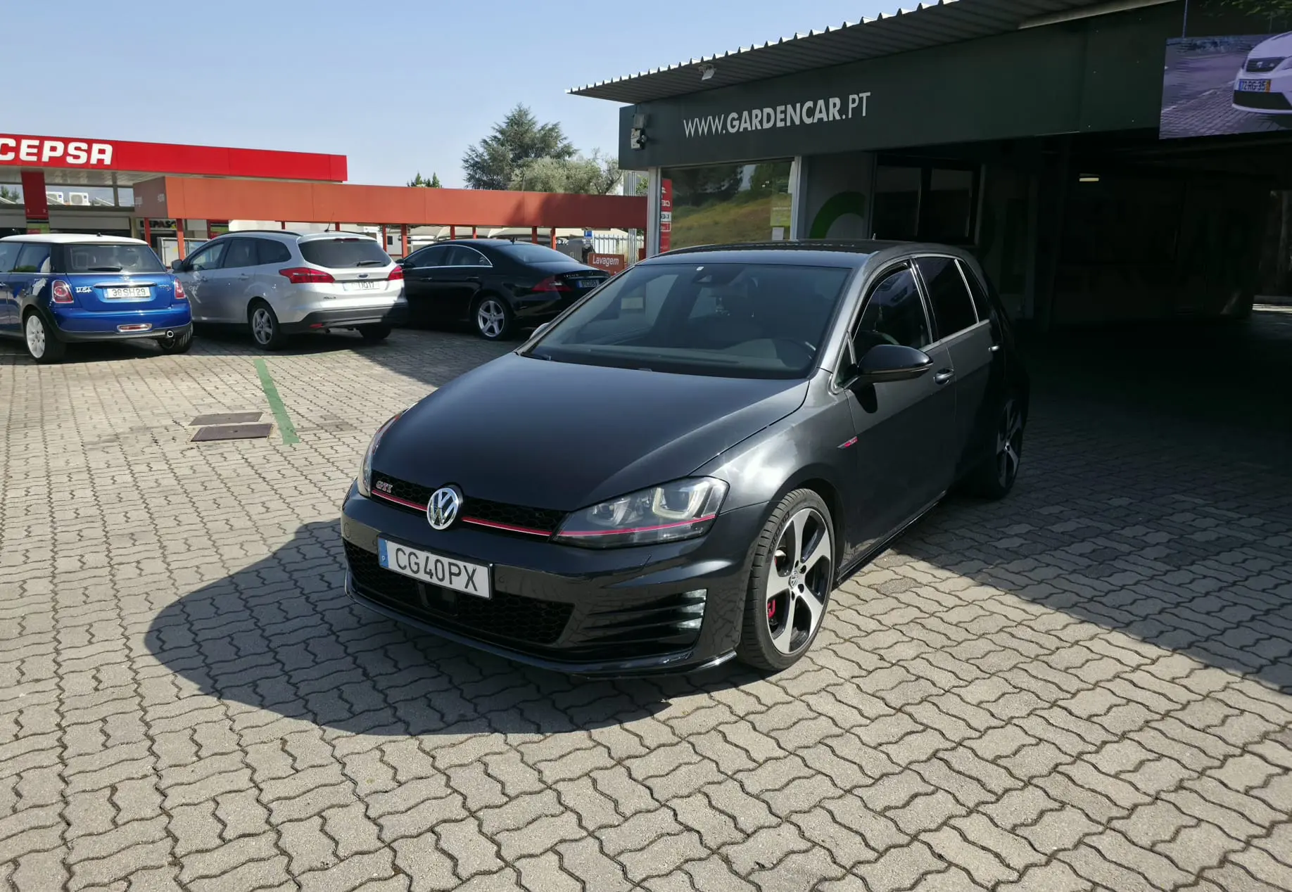 Volkswagen Golf VII GTI PERFORMANCE 1