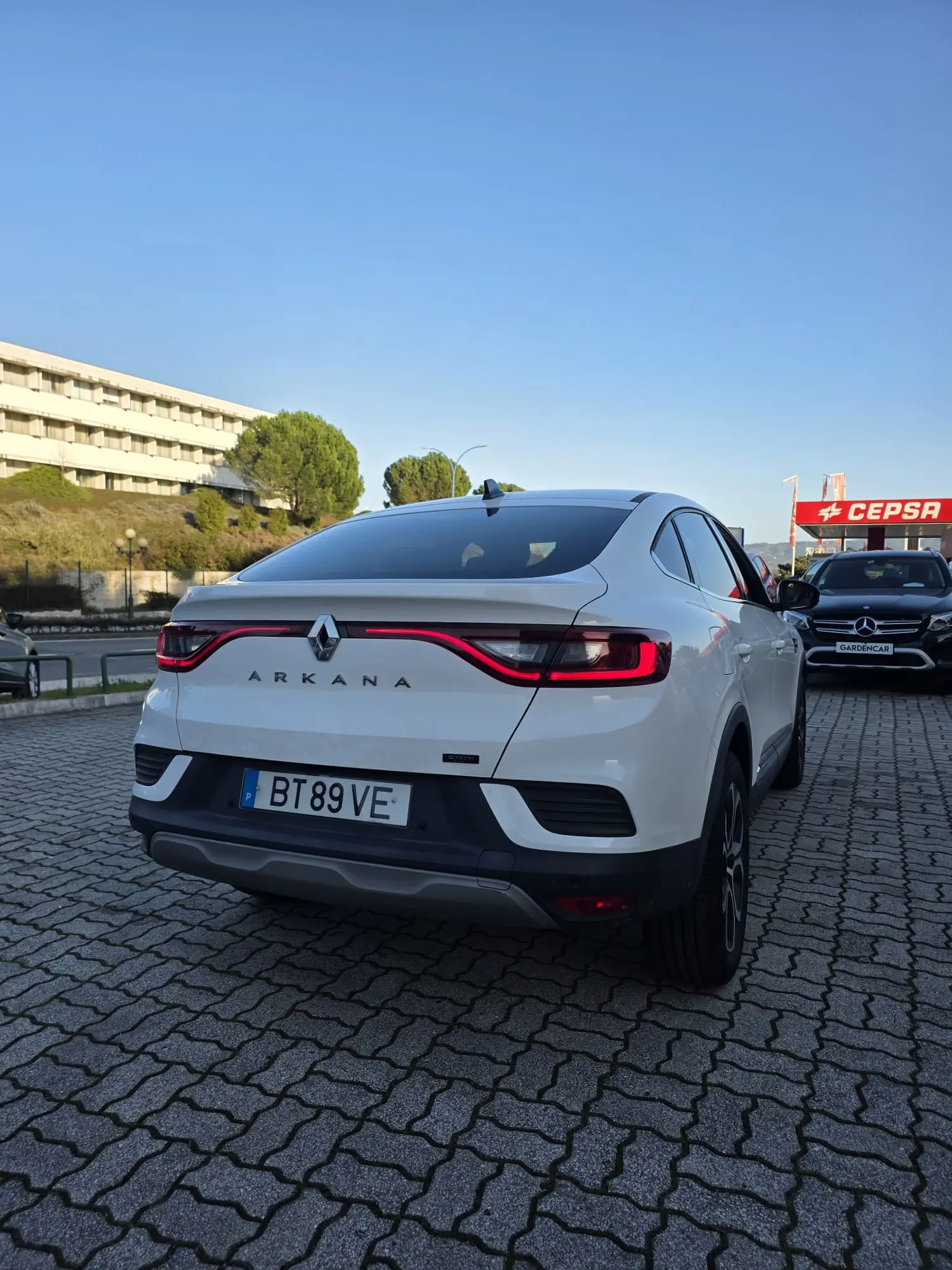 Renault Arkana E-TECH 9