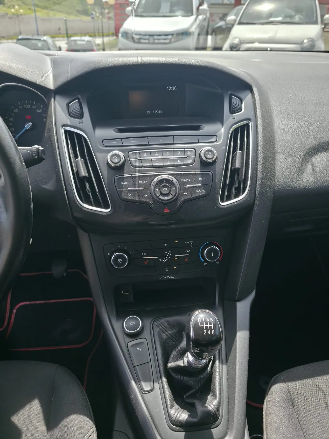 Ford Focus SW Outro 8