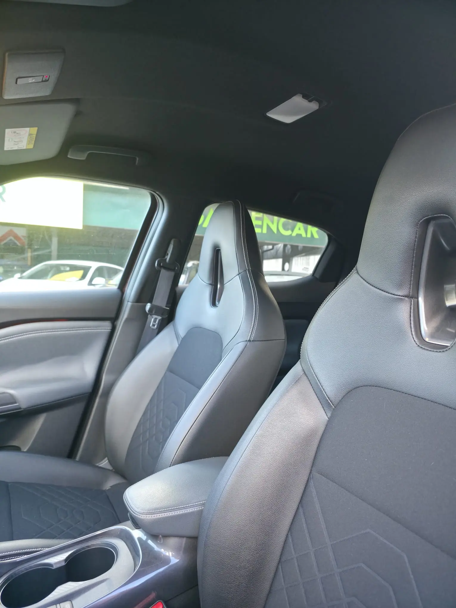 Nissan Juke 1.0 DIG-T Tekna 4