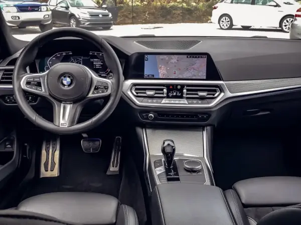 BMW 318 d Pack Desportivo M Auto 12
