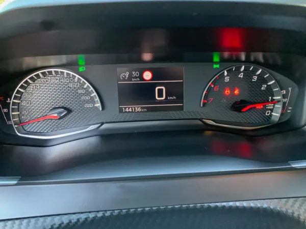 Peugeot 208 1.5 BlueHDi Active 7