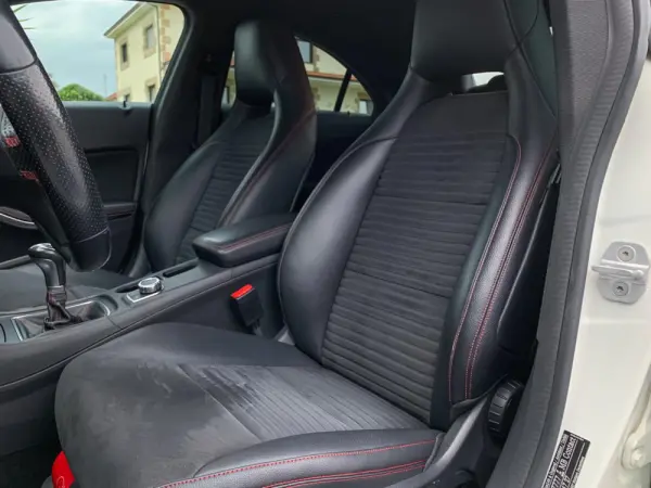 Mercedes-Benz CLA 200 CDi AMG Line 5