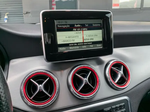 Mercedes-Benz CLA 200 CDi AMG Line 14
